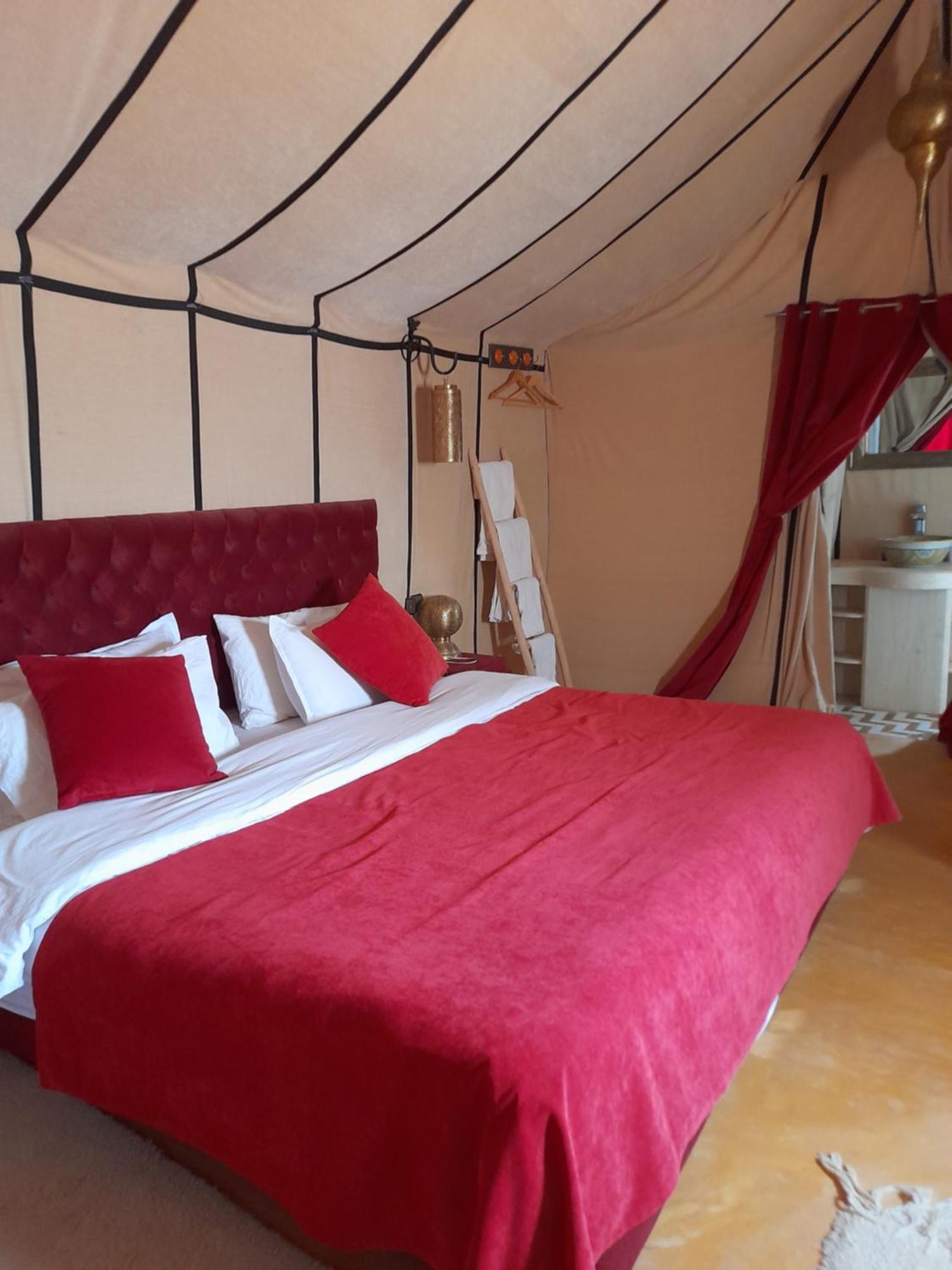 Tourza Desert Camp "Tents With Heating" Merzuga Kültér fotó