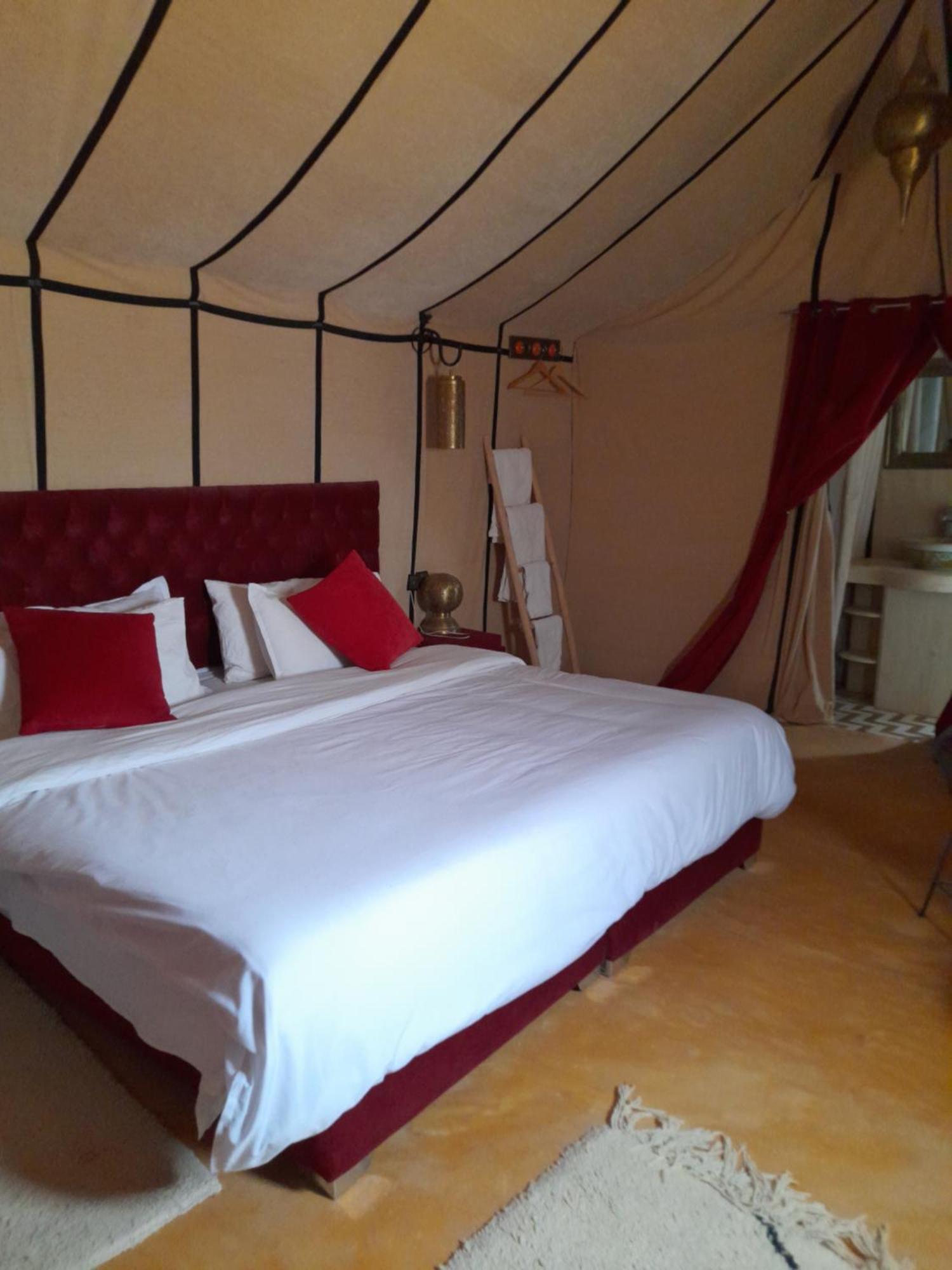 Tourza Desert Camp "Tents With Heating" Merzuga Kültér fotó