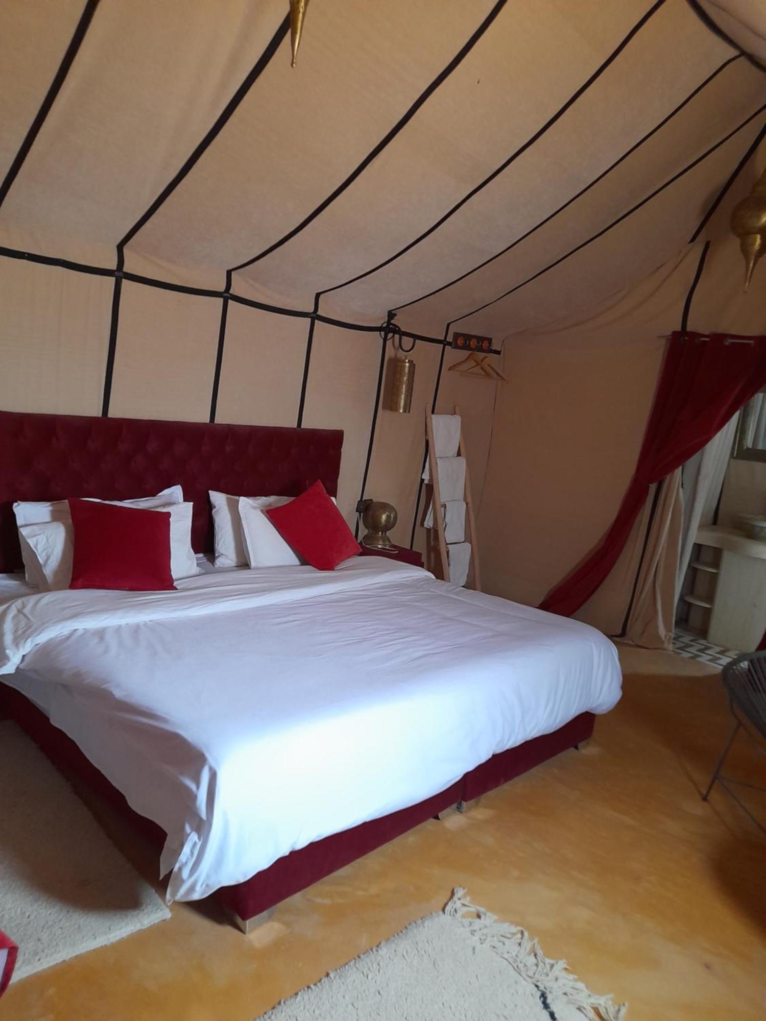 Tourza Desert Camp "Tents With Heating" Merzuga Kültér fotó